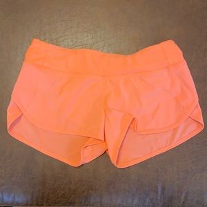 Speed up mid rise shorts